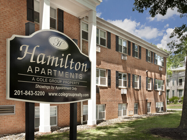 Foto del edificio - Hamilton Apartments