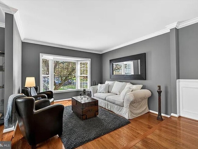 Building Photo - 14083 Betsy Ross Ln