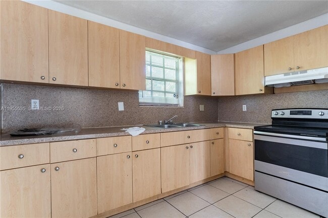 Foto del edificio - 415 NW 60th Way