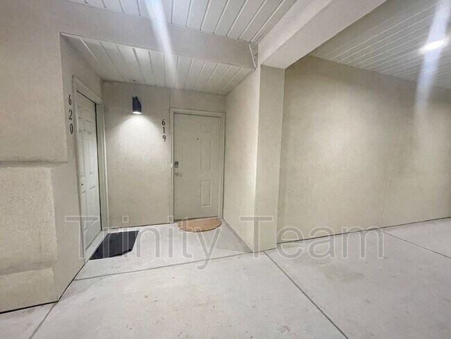 Building Photo - 4100 Albion St