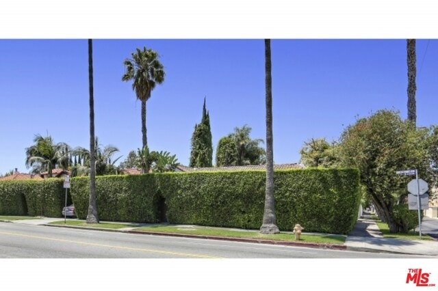 Primary Photo - 465 N Crescent Heights Blvd