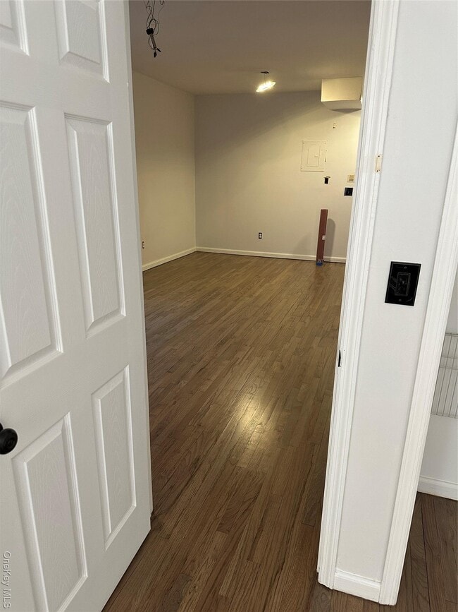 Foto del edificio - 40-14 60th St