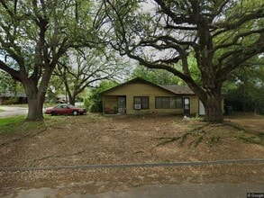 Building Photo - 1019 Ruby Ln