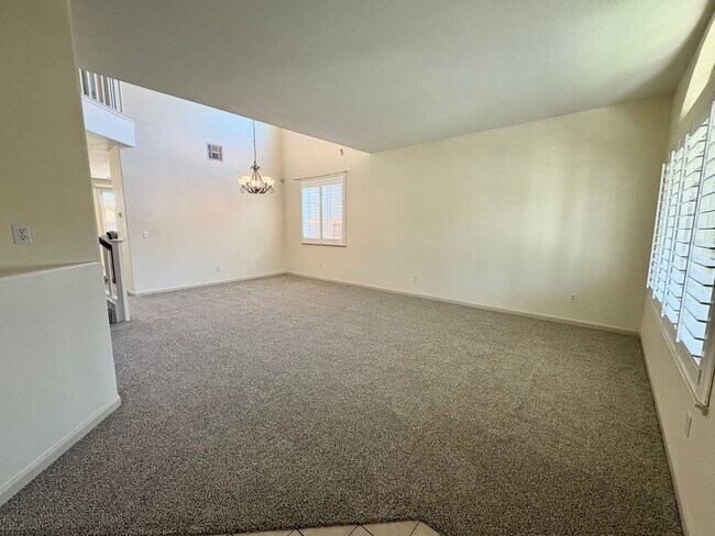 Foto del edificio - BEAUTIFULLY REDONE 4 Bed 3 bath in the Lakes Discovery Bay