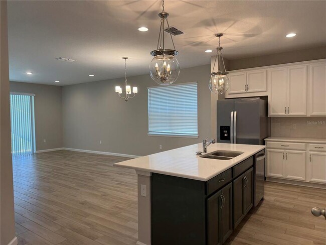 Foto del edificio - 4466 Davos Dr