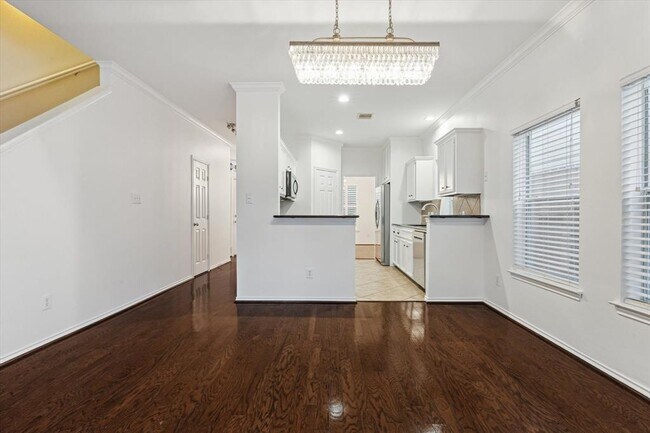 Foto del edificio - 617 W 20th St
