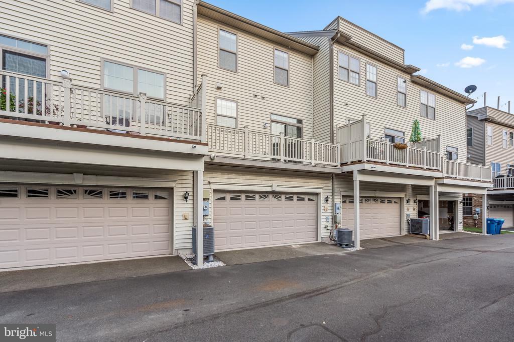 Foto principal - 22569 Norwalk Square