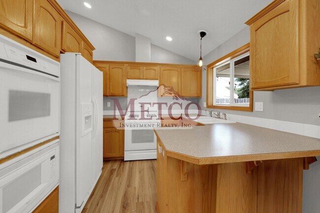 Foto del edificio - 536 Creswood Dr