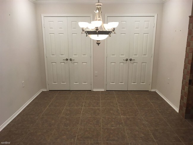 Building Photo - 2 br, 1.5 bath Townhome - 1809 Riverstone