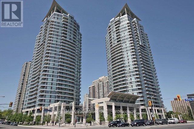 Photo du bâtiment - 33 Elm Dr W