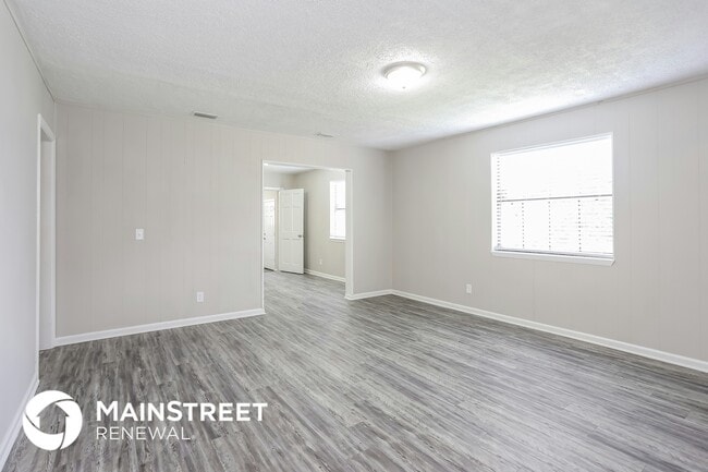 Foto del edificio - 6245 Green Pine Ln