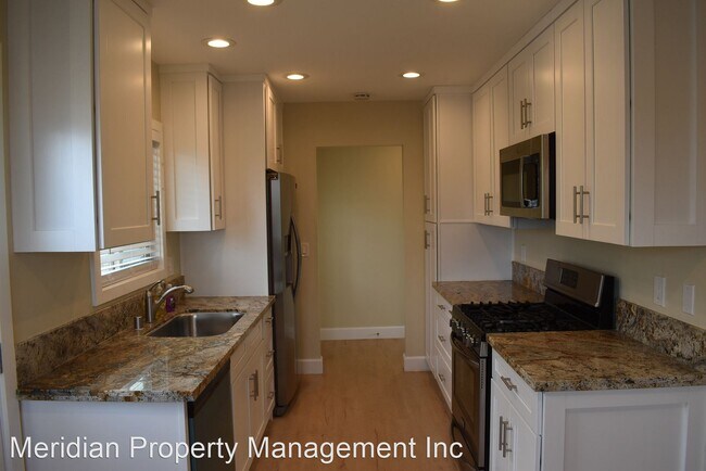 Building Photo - 3 br, 2 bath House - 1314 Hilltop Drive