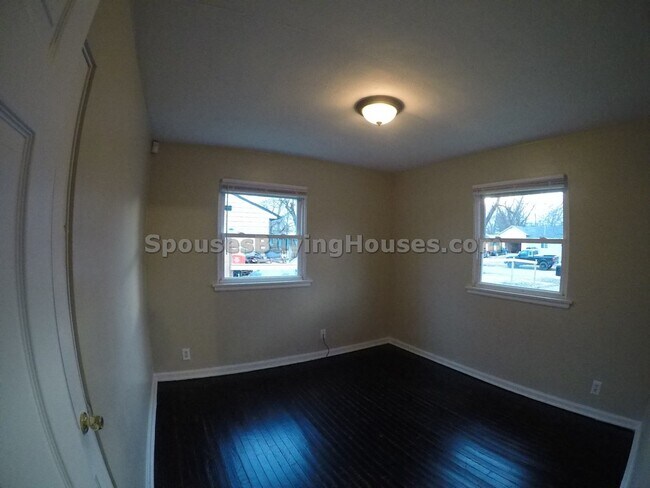Building Photo - 2331 N Webster Ave
