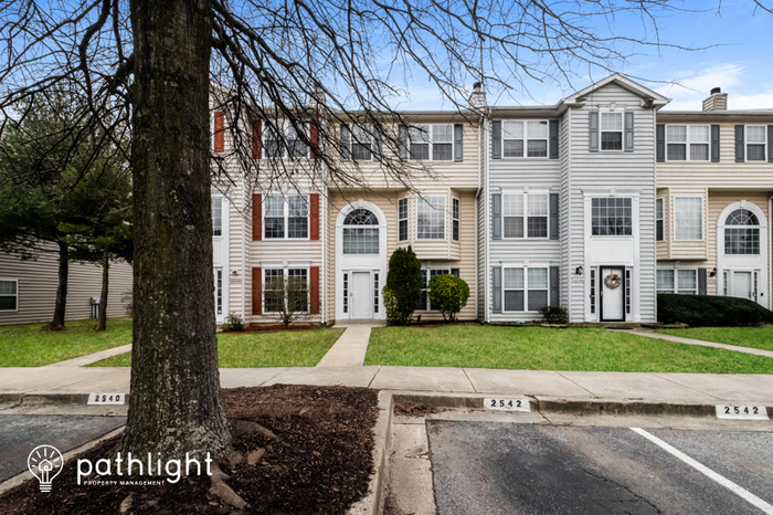 Foto principal - 2542 Enterprise Place, Waldorf, MD, 20601