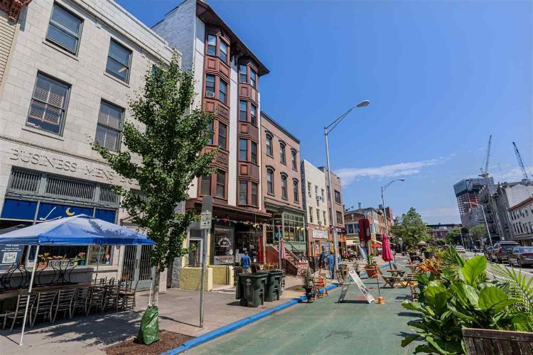 Foto principal - 281 Grove St