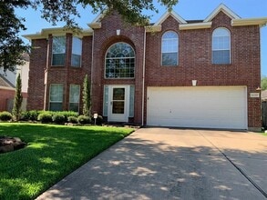 Building Photo - 18019 Oak Orchard Lane