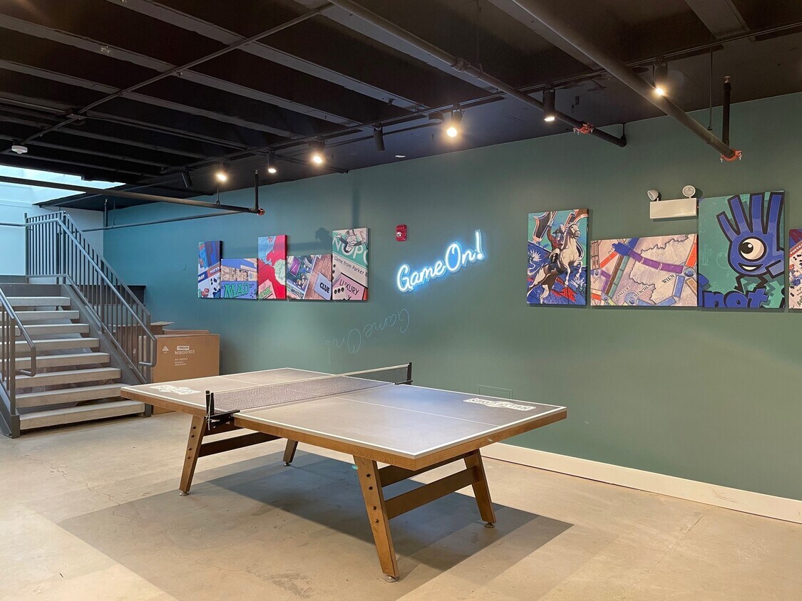 Mont Clare Apartments Harwood Heights, IL