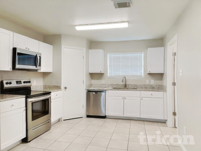 Foto del edificio - 5521 Rio Alamo St