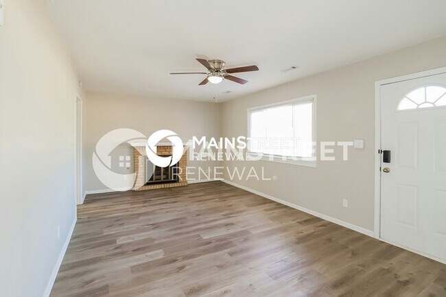 Building Photo - 3 Bedroom Pet-Friendly Home in Kansas City...