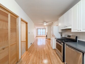 Building Photo - 1433 N Leavitt St