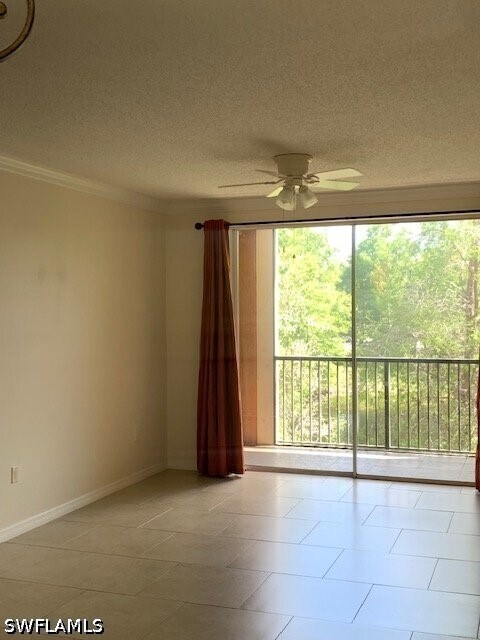 Foto del edificio - 1180 Reserve Way