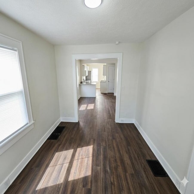 Building Photo - 1719 Dawson St