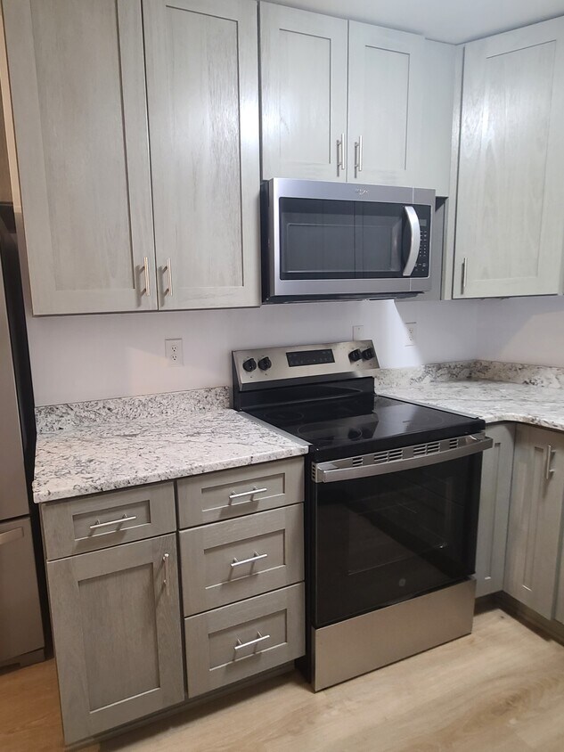 Foto principal - 207 Bland St