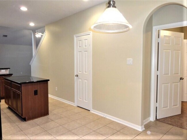 Building Photo - 29712 Buffalo Canyon Dr