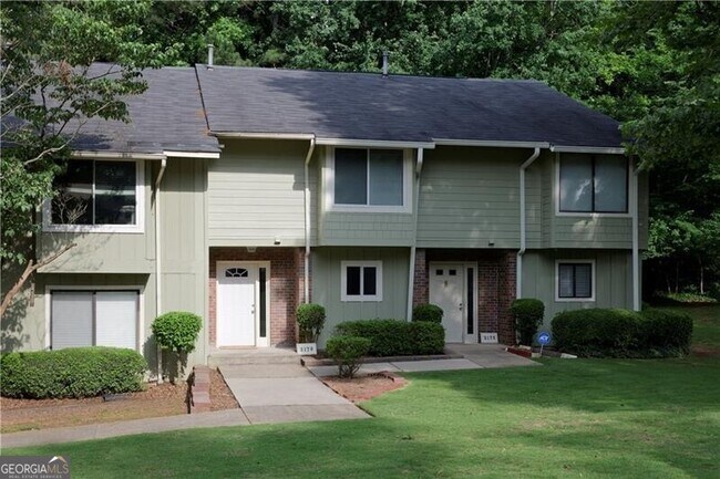Foto del edificio - 2179 Surrey Ct