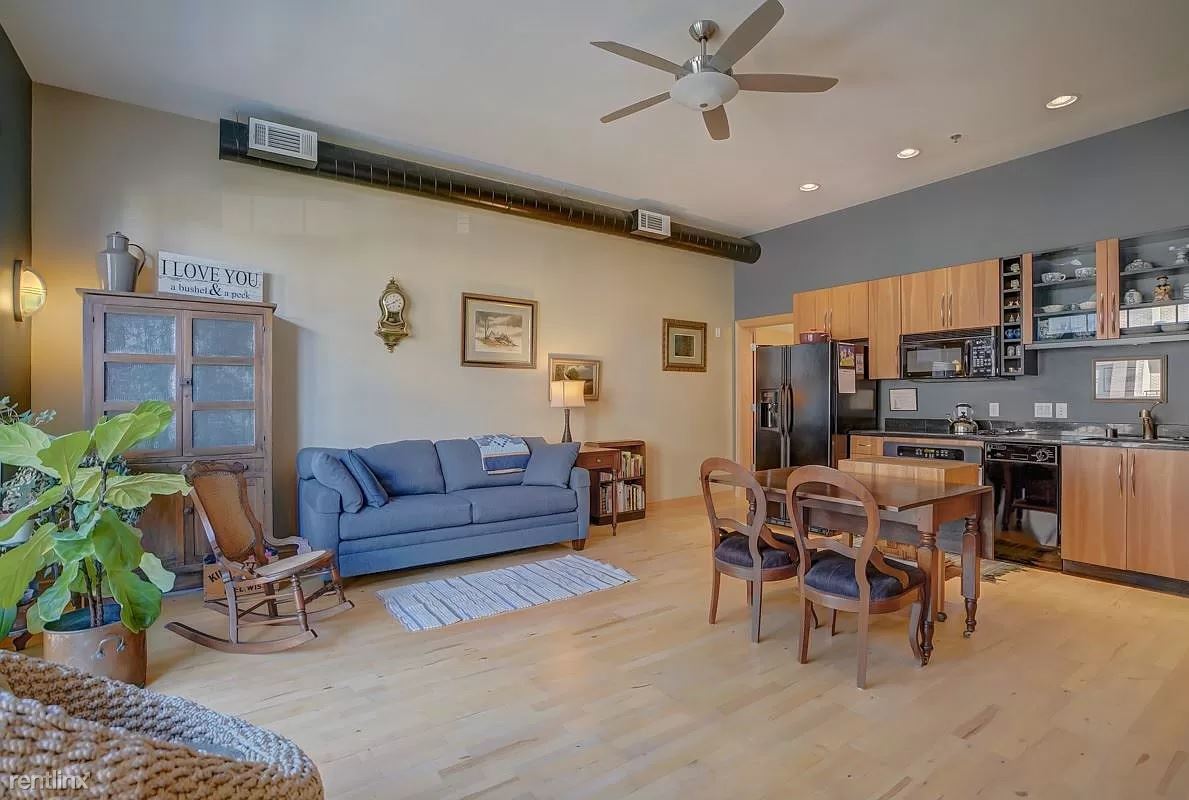 Foto principal - 614 W Doty St