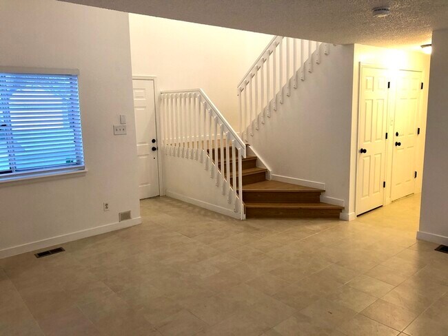 Foto del edificio - 12129 Grape Way