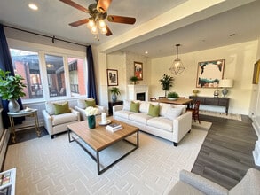 Building Photo - 32 Sherman Ave S