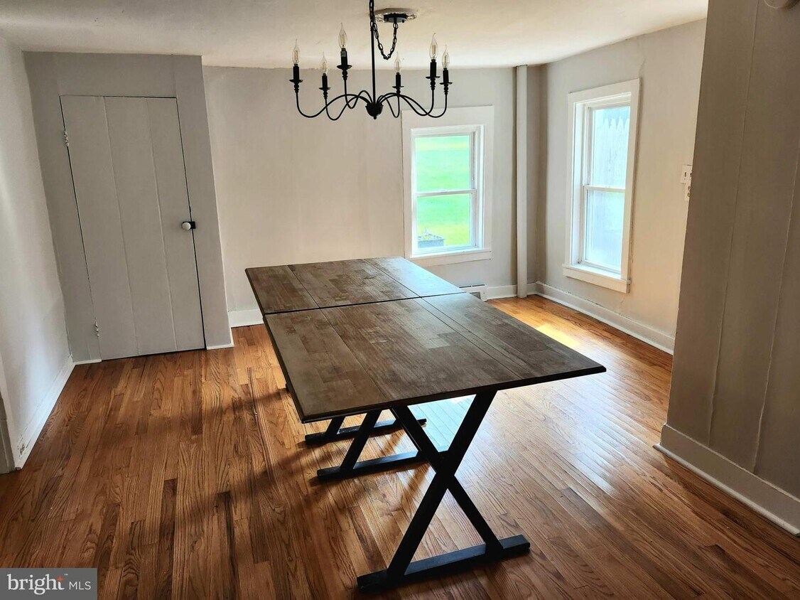 Foto principal - 31 Kingwood Ave