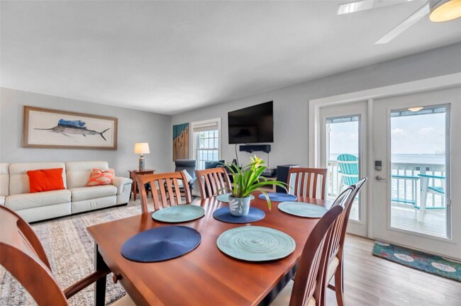 Building Photo - 5260 Coquina Key Dr SE