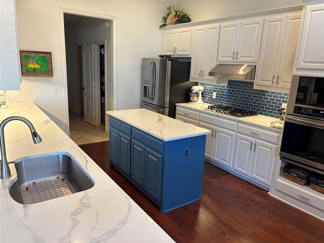 Foto del edificio - 6734 Oak Hill Ln