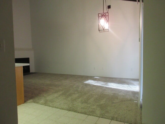 Building Photo - 21515 N Village Blvd