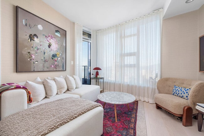 Building Photo - 1289 Hornby St