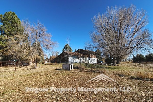 Building Photo - Nice Horse Property On Acreage