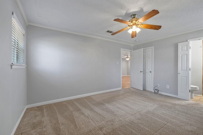 Building Photo - 7209 Janetta Dr