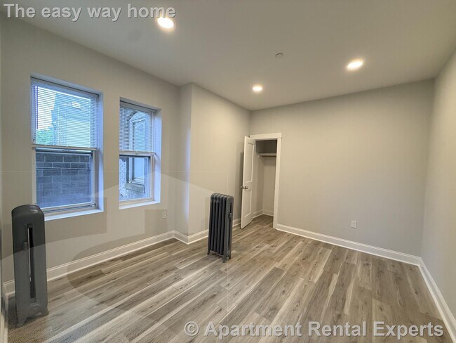 Photo - 74 Kirkland St Apartment