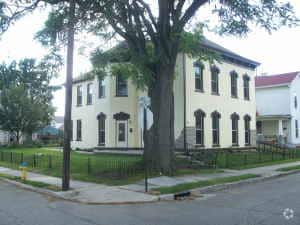 Building Photo - 228 James St
