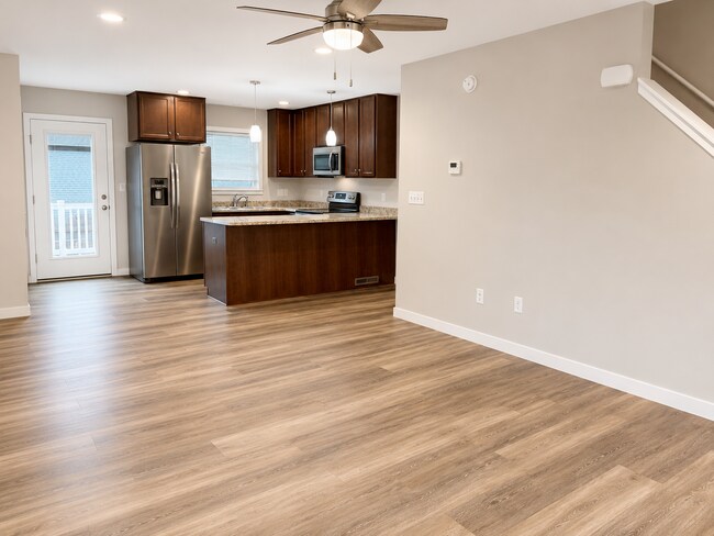 Building Photo - Staunton Townhomes 201-214