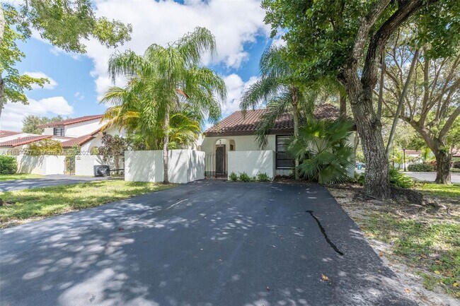 Foto del edificio - 11135 SW 134th Ct