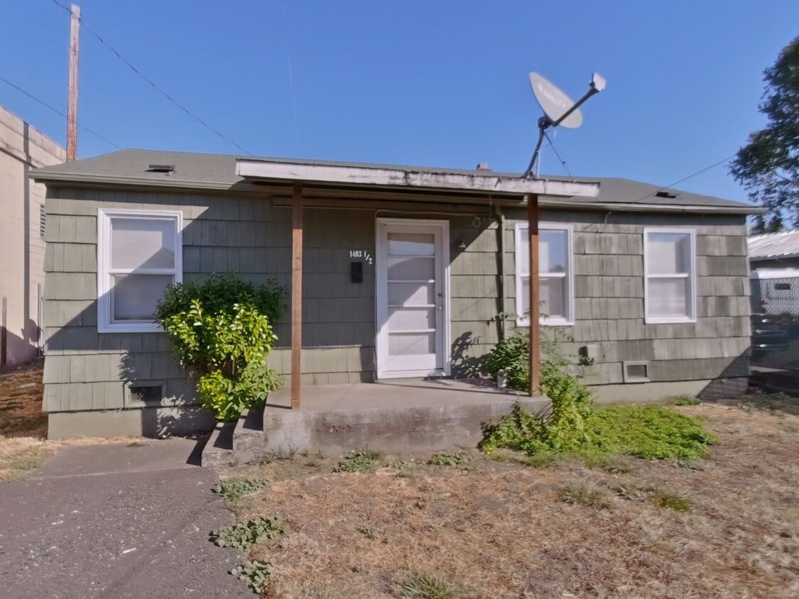 Photo - 1403 Cross Street