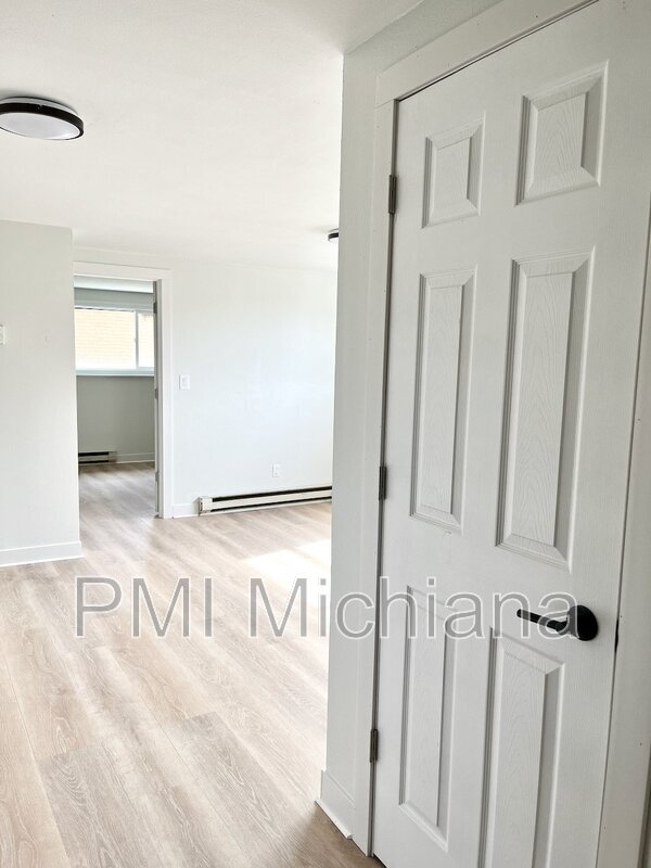 Foto del edificio - 2254 Huey St