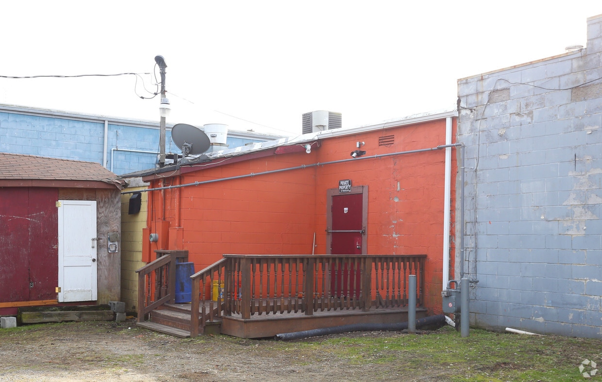Building Photo - 39 N Crater Rd