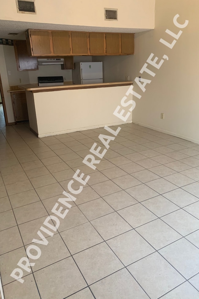 Foto del edificio - 503 Kennon Ln