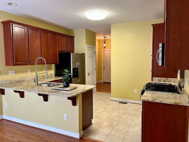 Foto del edificio - 1729 Leslie Ln