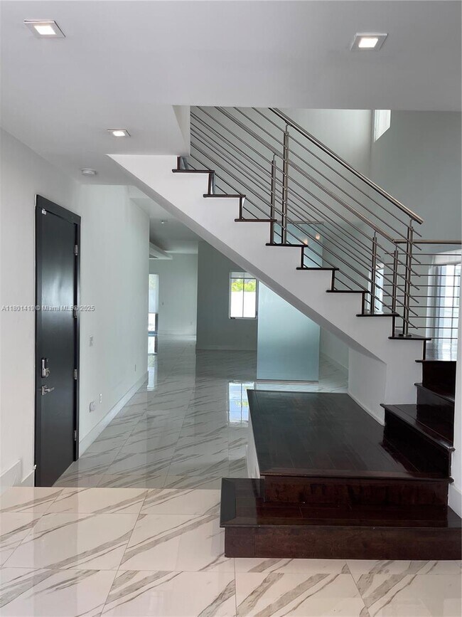 Foto del edificio - 8231 NW 34th St