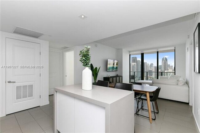 Foto del edificio - 1600 NE 1st Ave